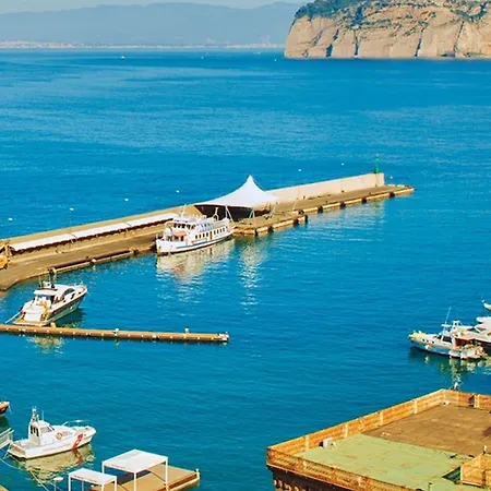 1878 فندق مبيت وإفطار